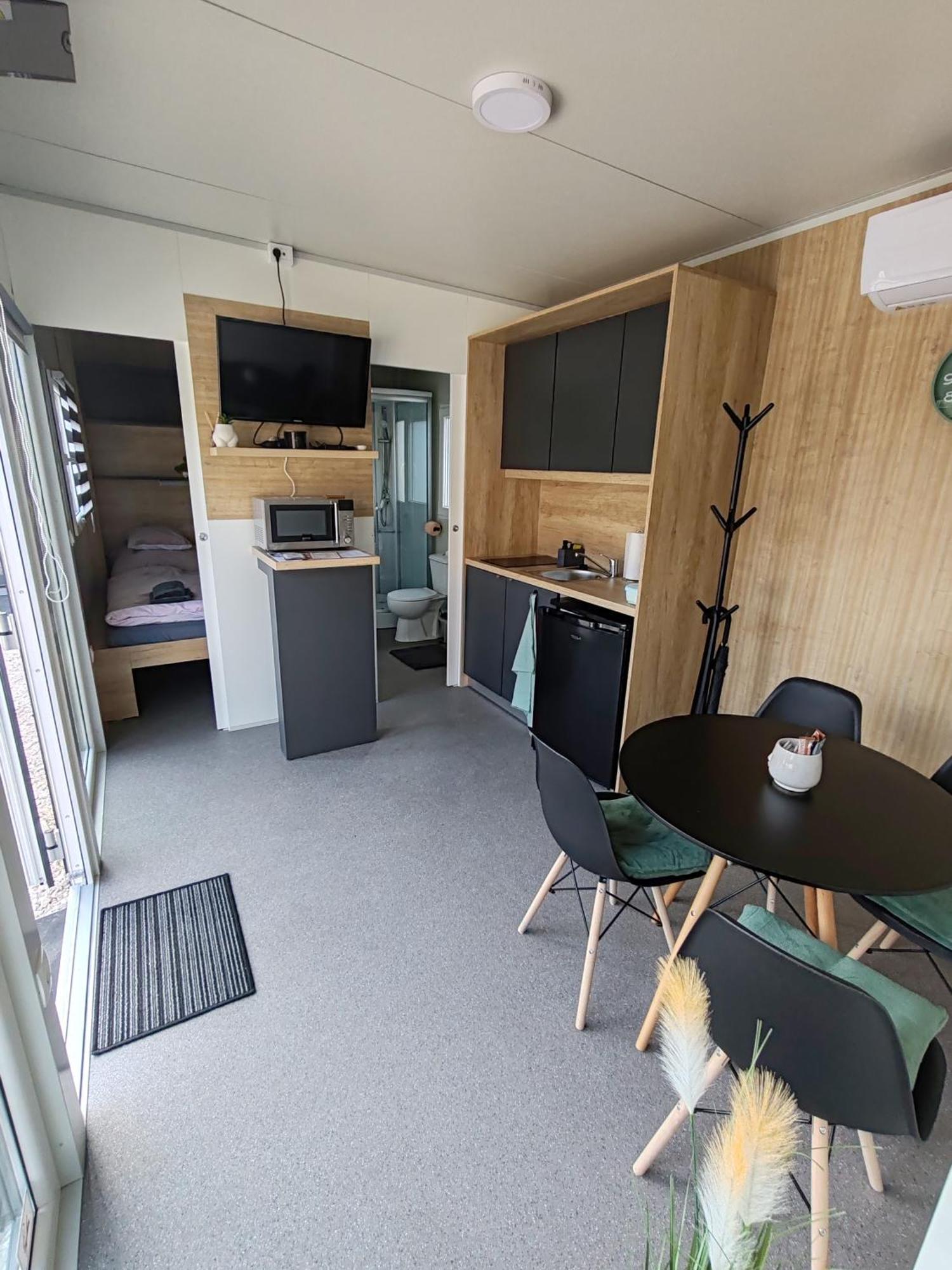 Oliva Apartman Mako Exterior photo